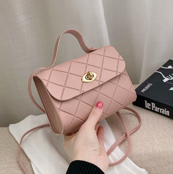 Élise Quilted Crossbody Bag