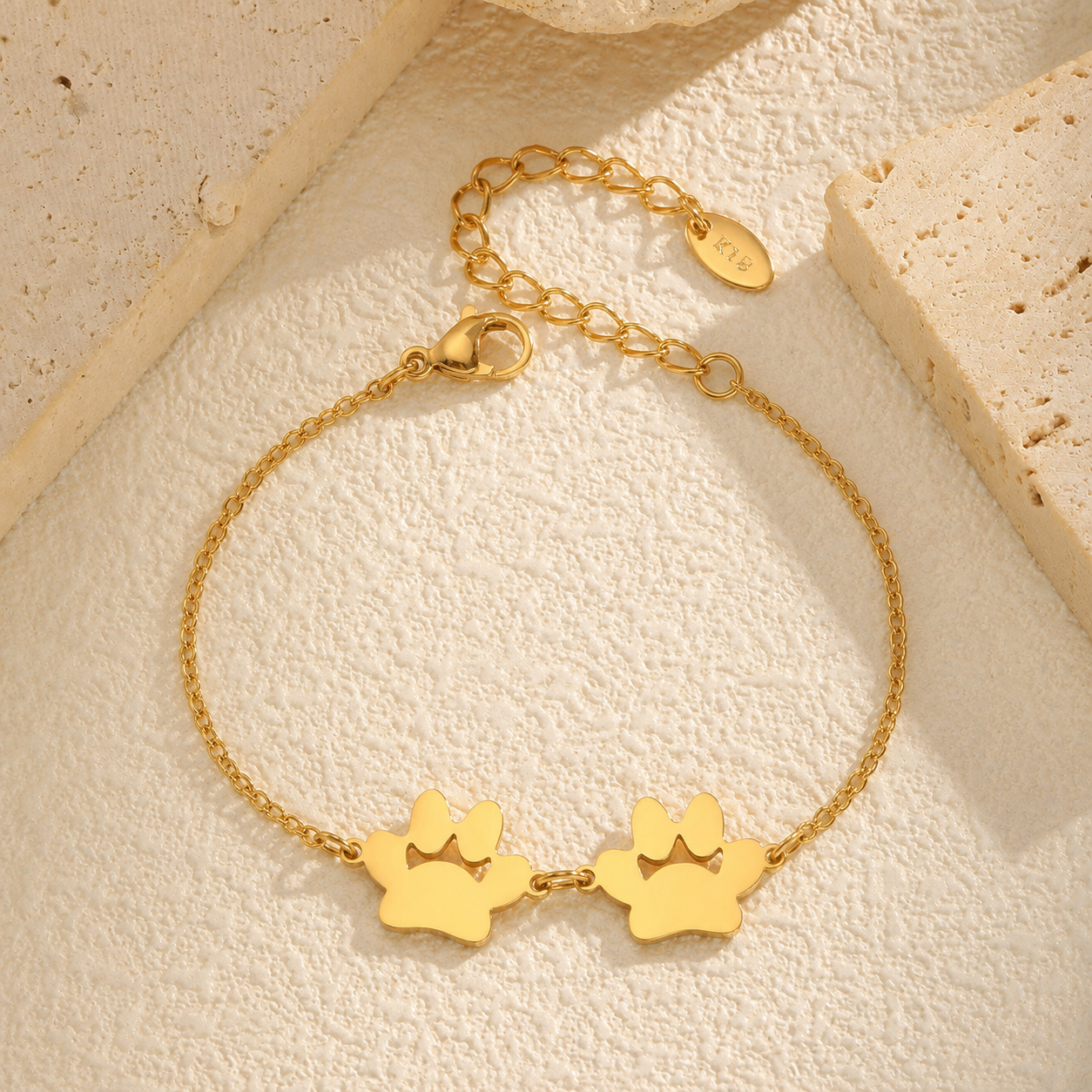 ZUMO | Paw Bracelet — Gold Cat Paw Chain Bracelet
