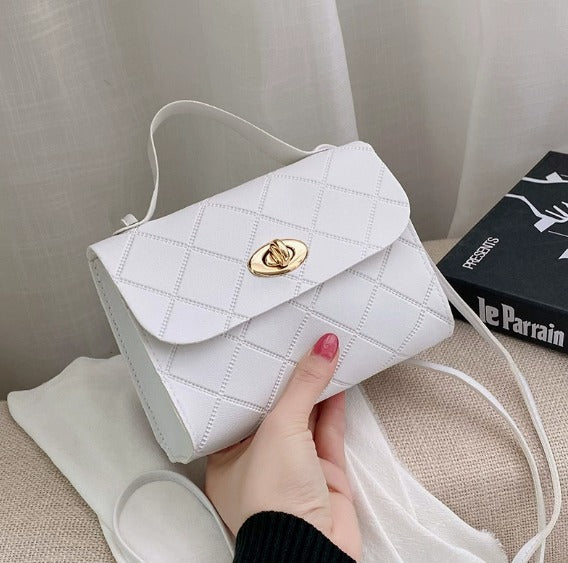 Élise Quilted Crossbody Bag