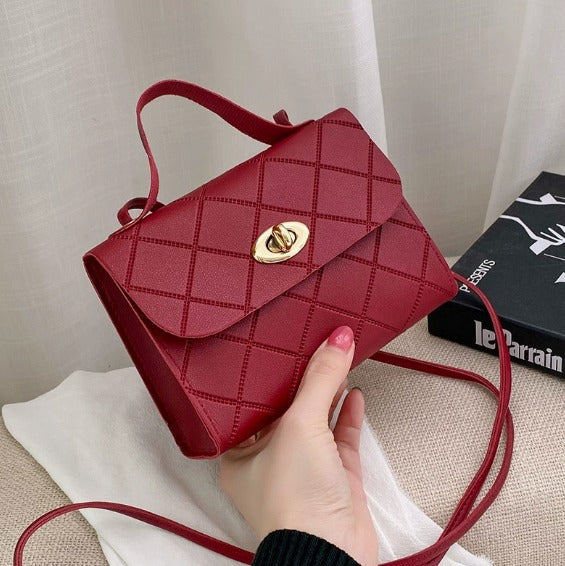 Élise Quilted Crossbody Bag